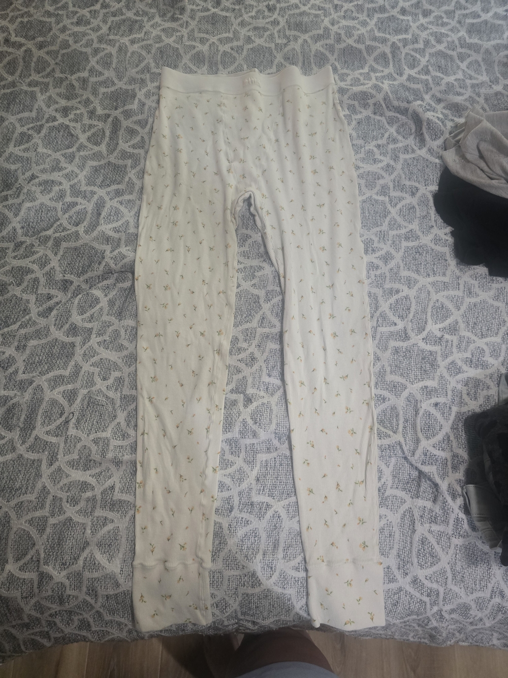 SKIMS Cream Floral Thermal Leggings